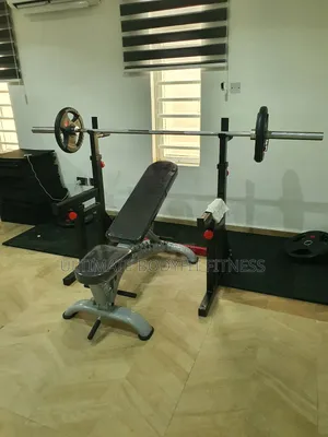 Brand New SR415 Adjustable Squat and Bench Rack (300kg Max