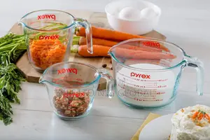 Pyrex 3-Piece Glass Measuring Cup Set 3-Piece