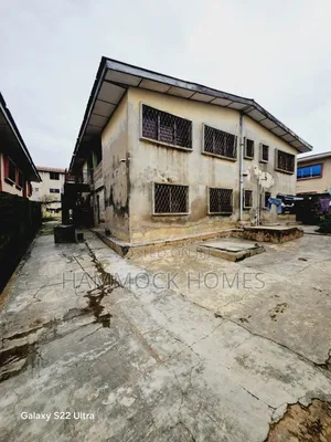 Investment 4-Units of 3-Bedroom Flat Good 4 Hostel at Ui Area