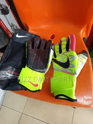 Nike Goalkeeper Gloves  Quality