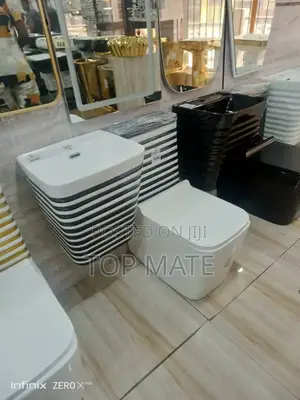 Executive England Miniset Water Closet