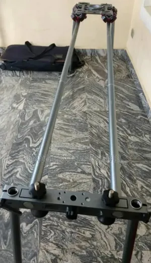 Giant Slider With Rise