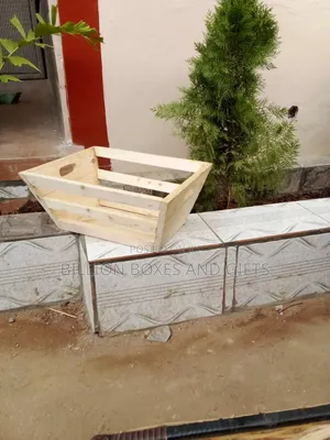 Medium Sized Wooden Hamper Box