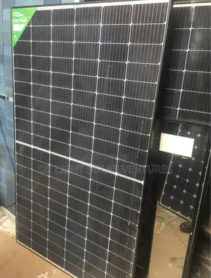 410wtts Utxs Solar Panels 120cells
