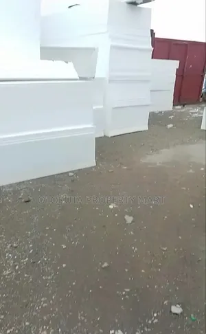 Polystyrene Board and Parapet