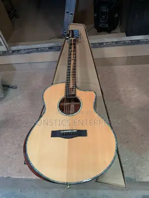 Quality Takawood TK800 CNA Acoustic Guitar