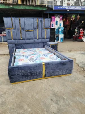 Padded 4.5by6 Bed Stand