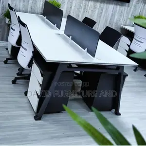 Top Quality Workstation Table With Chairs