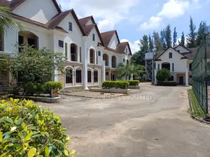 5bdrm House in Utako for sale