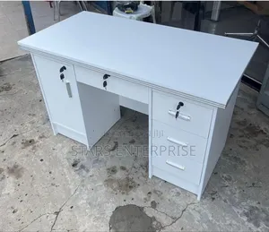 Office Table / Desk. 4ft