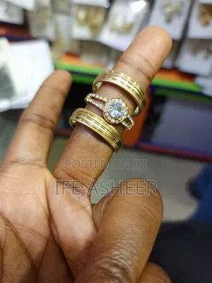 France Gold Set of Wedding Ring 003 - Female (Size 6 - 11)
