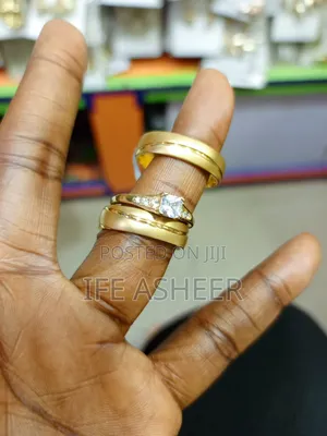 France Gold Set of Wedding Ring 004 - Female (Size 6 - 11)