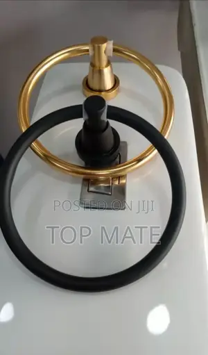 England Towel Ring