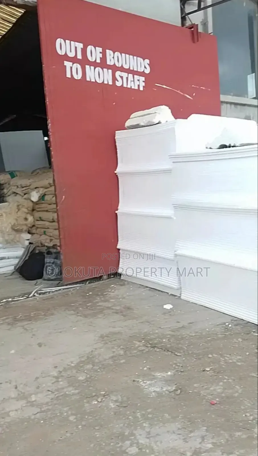 Styrofoam Polystyrene Board and Parapet