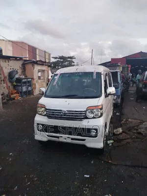 Daihatsu Hijet 2010 White