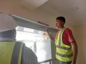 Automatic Glass Entrance With Sensor Technology