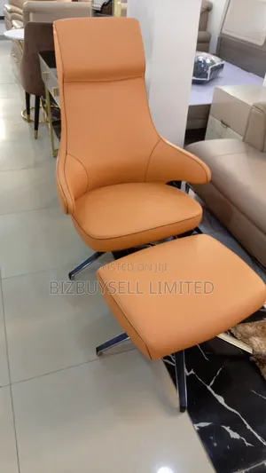 Executive Relaxing Chair With Foot Rest.