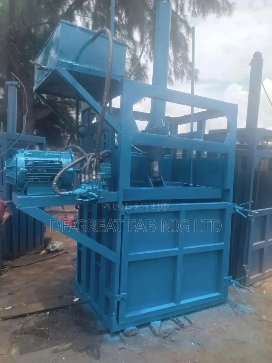 Bailing Machine