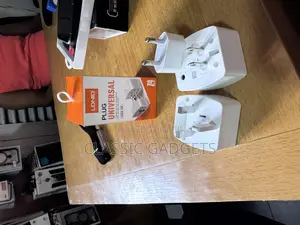 LDNIO Universal Travel Adapter EU US AU UK Plug Type