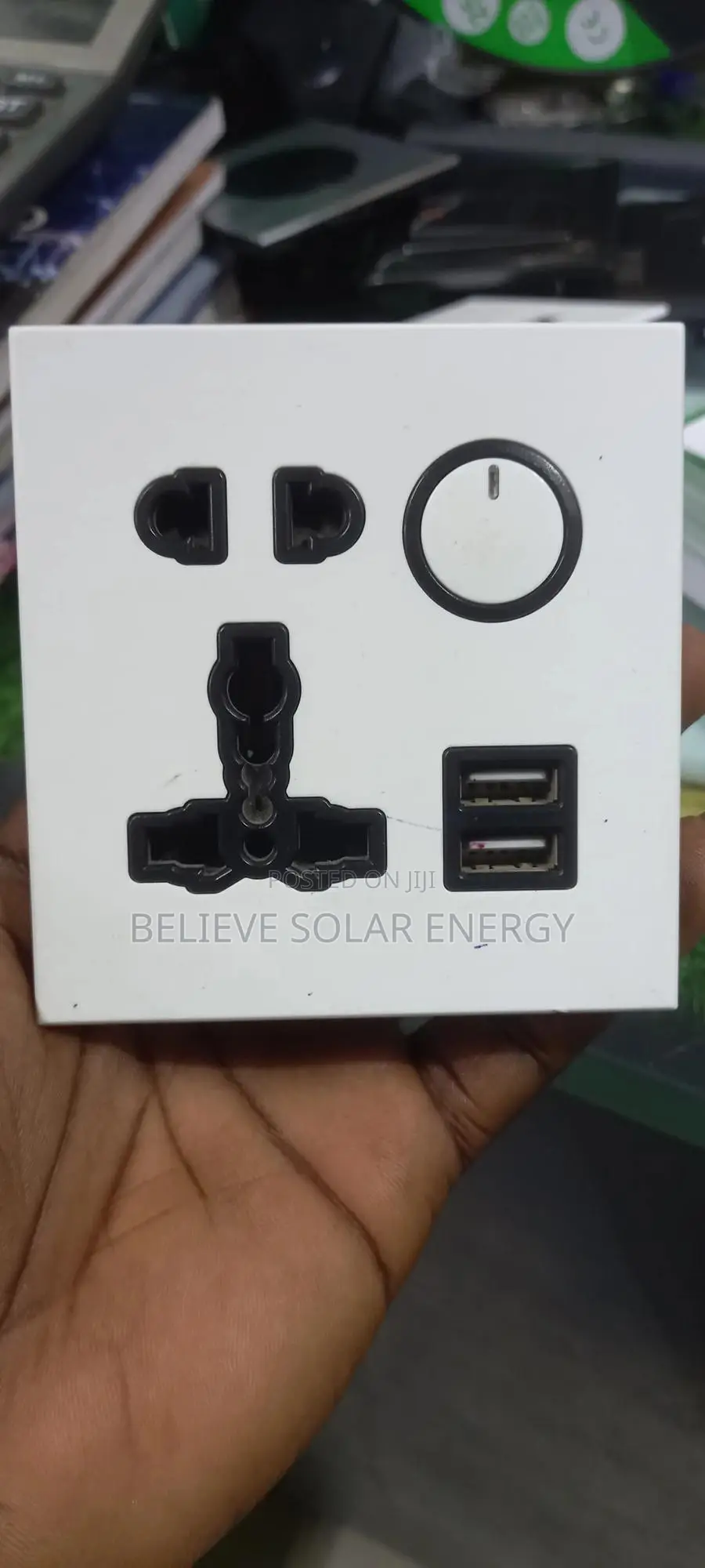 Cast Socket