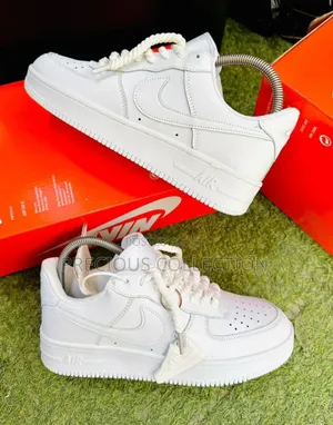 Unisex White Nike Sneakers