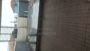 Swimming Pool Cover Easy to Open and Cover