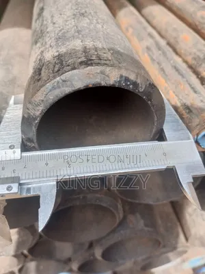 21⁄2" X 8mm Schedule 80 Seamless Pipe