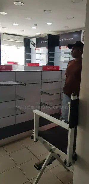 Showroom Shop for Rent,Lekki Phase1,