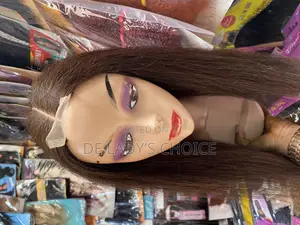 Stacia Closure Blend Wig