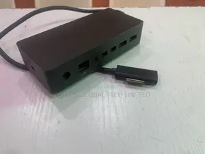Microsoft D31264 Docking Station With Power Suppl