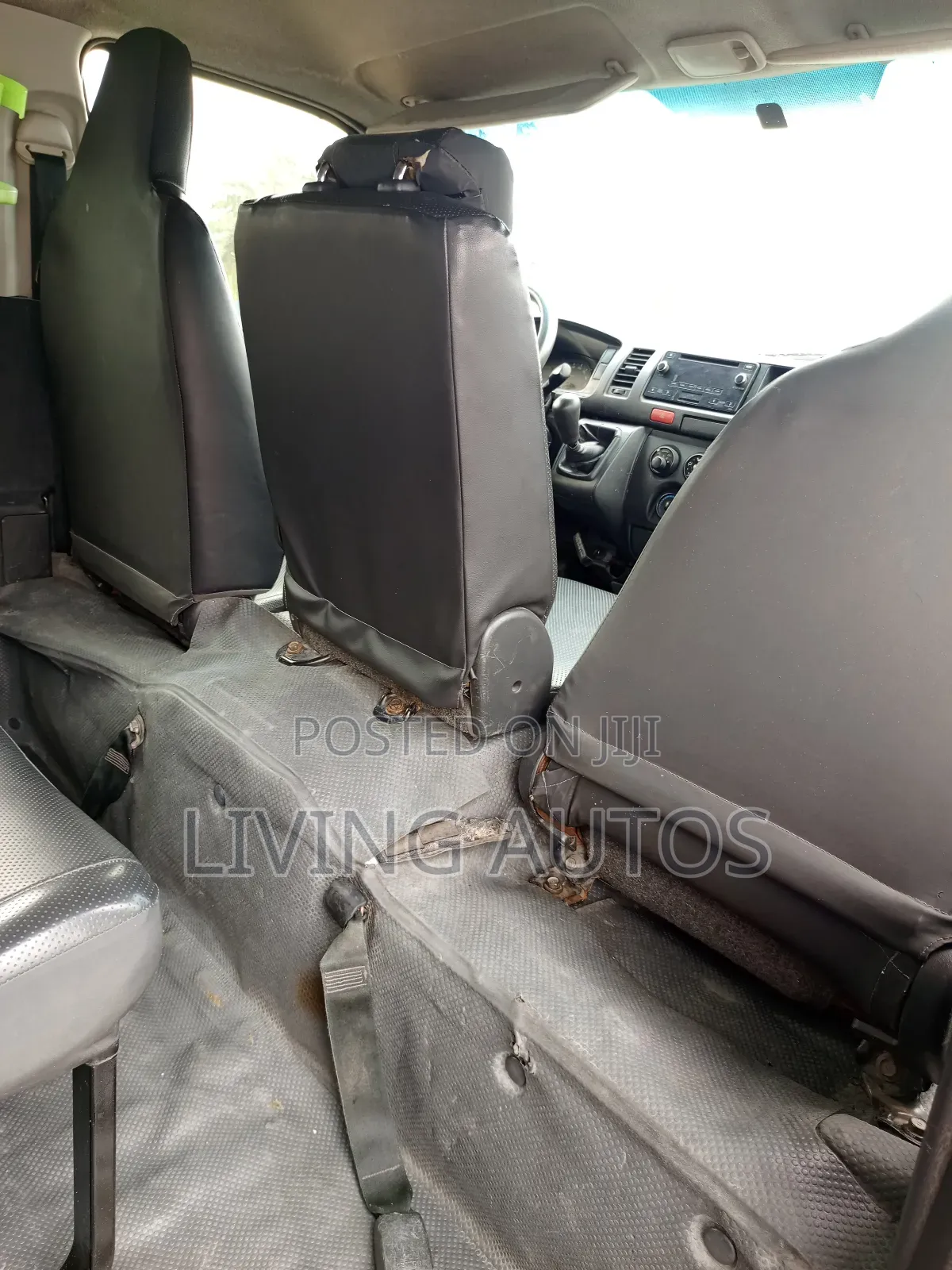 Toyota HiAce 2014 White