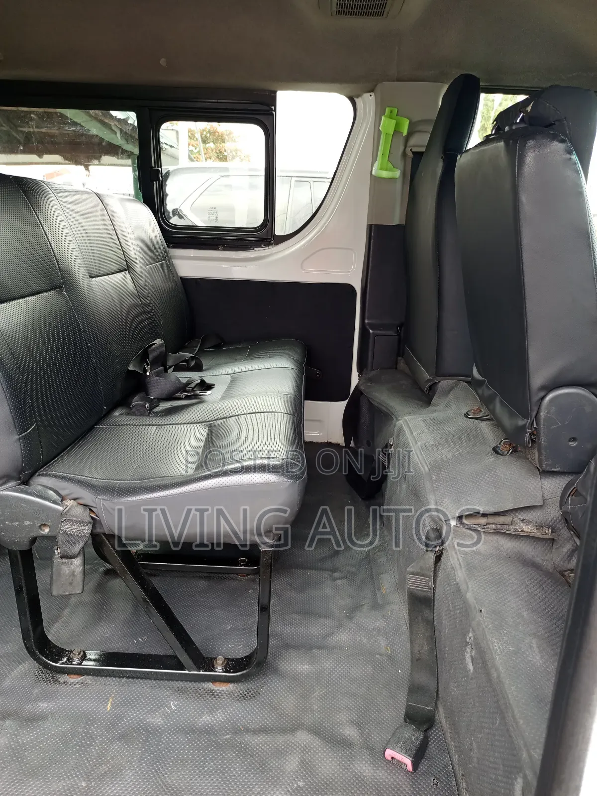 Toyota HiAce 2014 White
