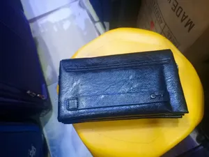 Leather Ampit Poche