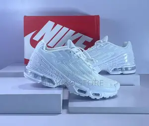 Original Nike Air Max Plus 3 Tuned Triple Whote Sneakers