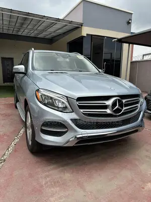 Mercedes-Benz GLE-Class GLE 350d 4MATIC 2017 Silver