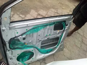 Lexus RX 330 Empty Door Front Right Side