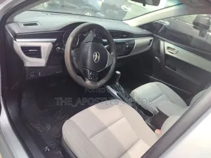Toyota Corolla 2015 Silver