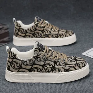 Men Casual Breathable Walking Shoes. Non - Slip Loafers.