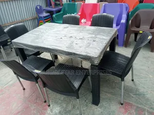 Quality Executive Chair for Restaurants, Bars and Home Use