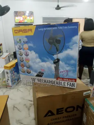 Advance Qasa 18'' Rechargeable Standing Fan