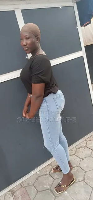 Waitress,Sales Girl