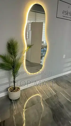 Shapeless LED Mirror 086