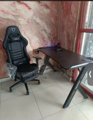 Quality Gaming Table and Chair