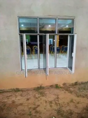 Aluminium Transom and Structural Casement Window