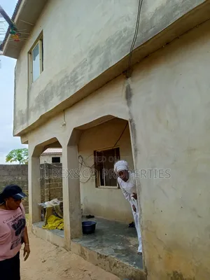 2bdrm Block of Flats in Singer  Ewupe, Ado-Odo/Ota for sale