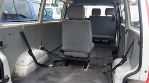 Volkswagen Transporter 2000 Red