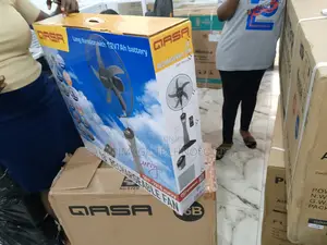 Admirable Qasa 18'' Rechargeable Standing Fan