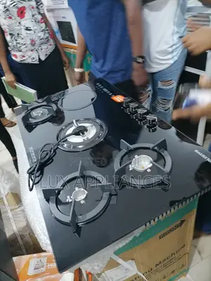 Dependable 4 Gas Burner+1 Hot Plate Polystar Inbuilt Cooker