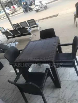 Black 4 in 1 Outddor Table and Chair
