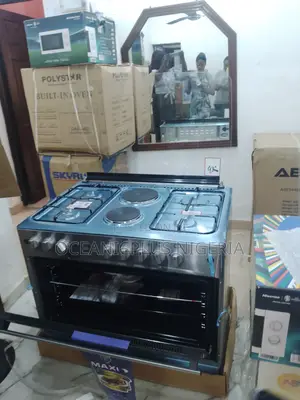 Brand New-Maxi 4gasburner With Two Electric Cooker